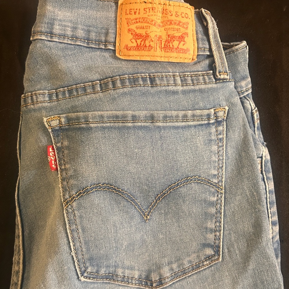 Levi’s 710 Super Skinny Jeans Light Wash Size 30x30